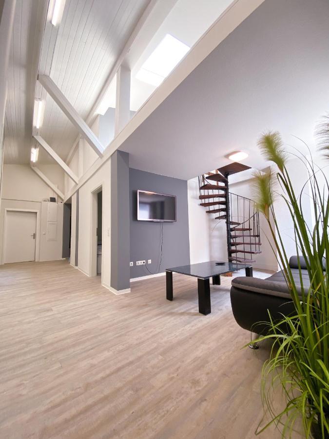 Traumhaftes Privatzimmer In Karlsruhe Luaran gambar