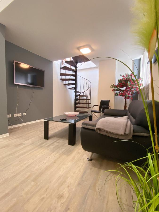 Traumhaftes Privatzimmer In Karlsruhe Luaran gambar