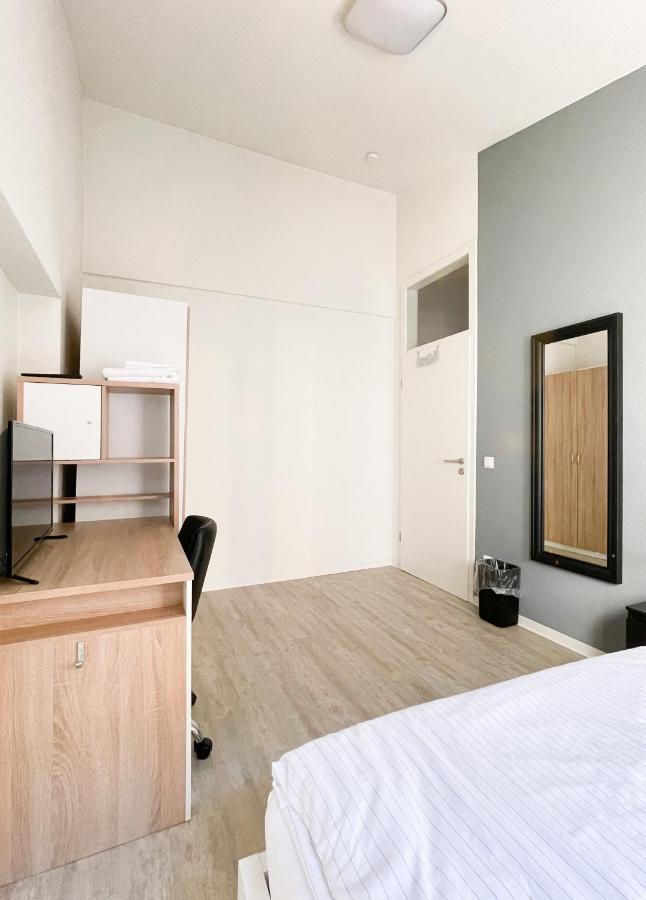 Traumhaftes Privatzimmer In Karlsruhe Luaran gambar