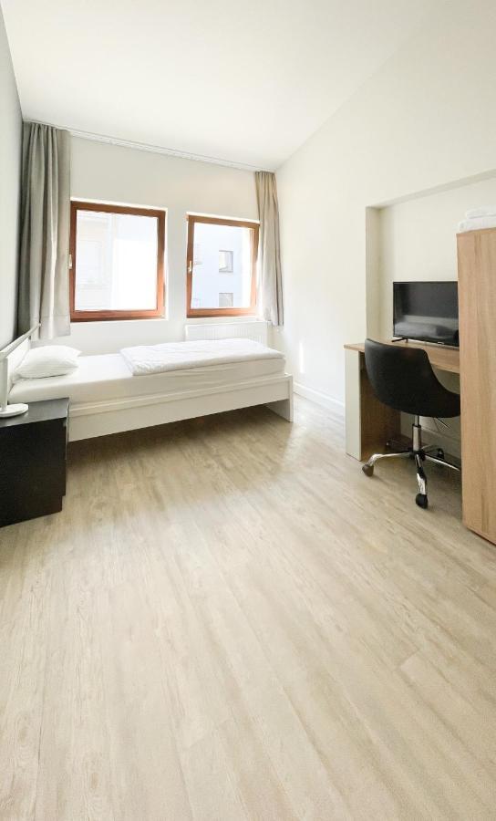Traumhaftes Privatzimmer In Karlsruhe Luaran gambar
